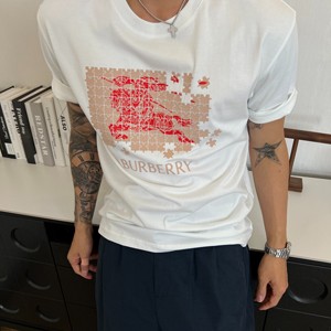 バーバリー 半袖Tシャツ パズル柄ロゴプリント