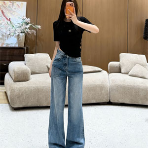 シャネル ラインストーンショート丈 Tシャツ 女性 サイズ 半袖 白黒 