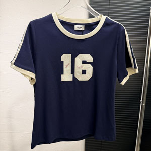 セリーヌ  T シャツ 16 ナンバー ネイビー リンガー 着用イメージ