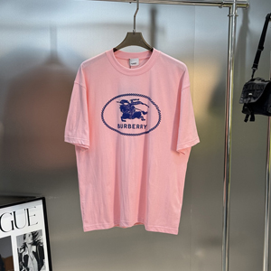バーバリー ナイトスタンプロゴ Tシャツ